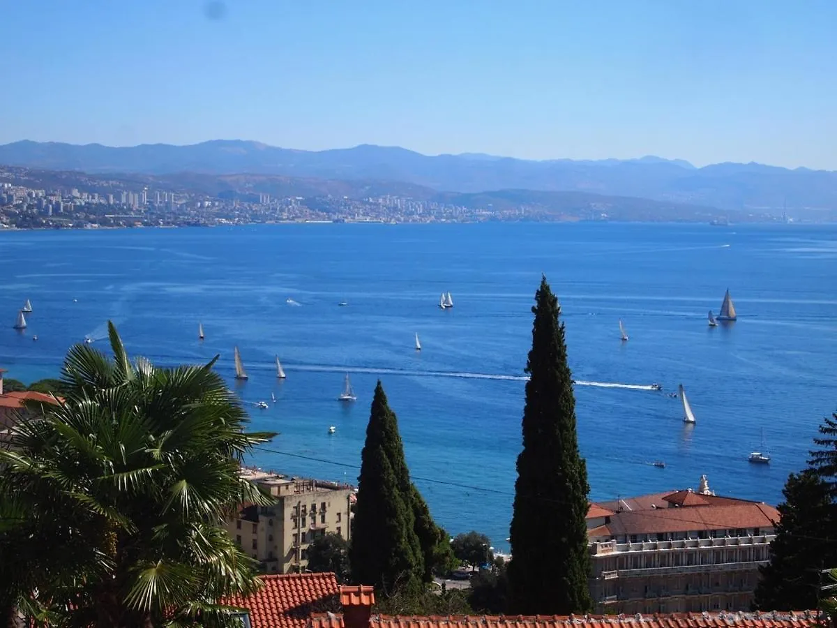 Apartments Easy - Private Garden And Seaview Opatija Croatia