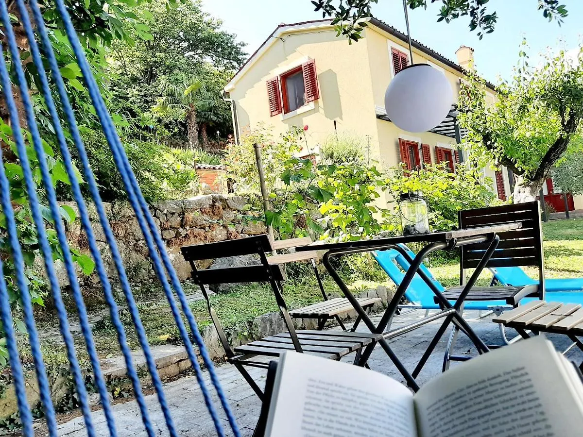 Apartments Easy - Private Garden And Seaview Opatija